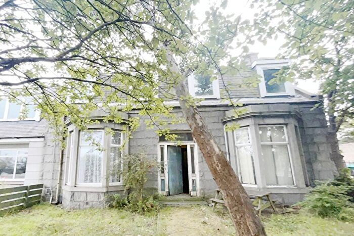 2 Bedroom Flat For Sale In , Wellington Road, First Floor Flat, Aberdeen, AB12