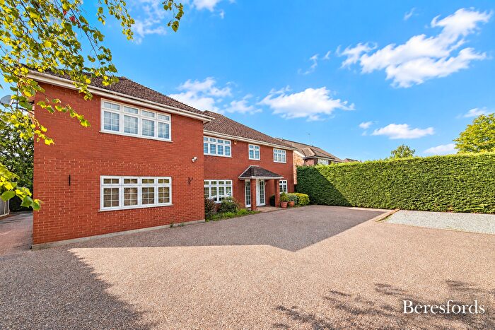 5 Bedroom Detached House To Rent In Hanging Hill Lane, Hutton, CM13