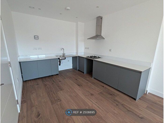 1 Bedroom Flat To Rent In Oto Tower, Ilford, IG3