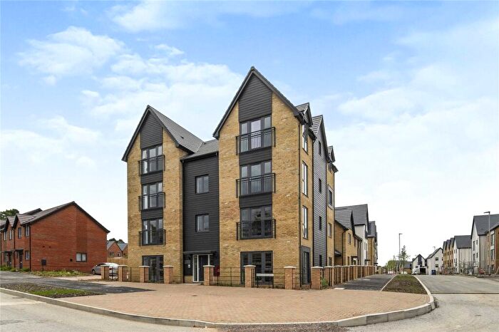 1 Bedroom House To Rent In Wheldon Lane, Crowthorne, Berkshire, RG45