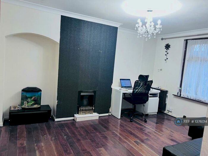 3 Bedroom Semi-Detached House To Rent In Ripple Road, Barking, IG11