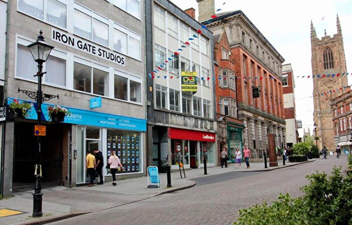 1 Bedroom Flat To Rent In Iron Gate, Derby, Derbyshire, DE1