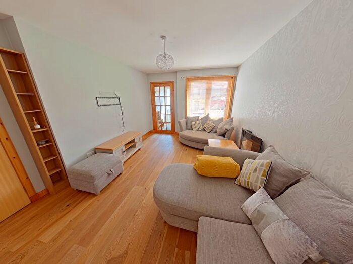 2 Bedroom Flat To Rent In Orkney View, Thurso, KW14
