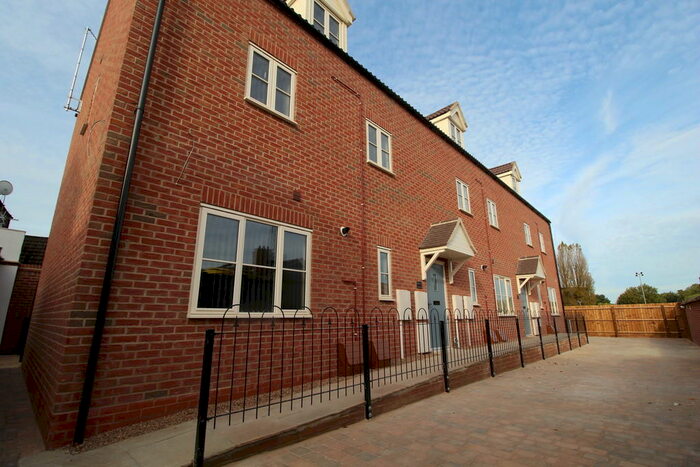 2 Bedroom Flat To Rent In Westlode Street, Spalding, PE11