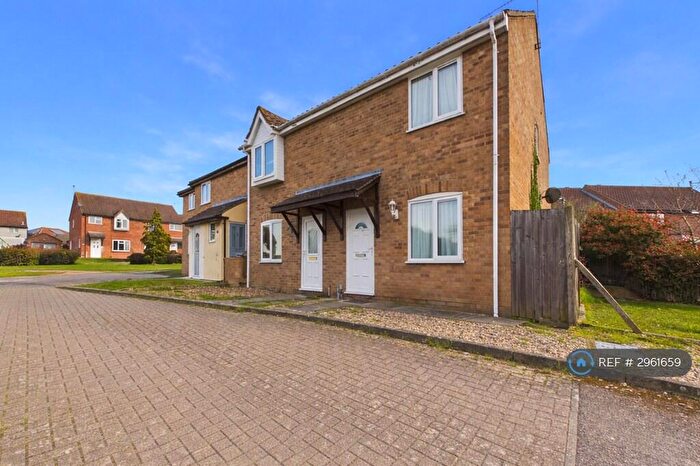 2 Bedroom End Of Terrace House To Rent In Speirs Way, Diss, IP22