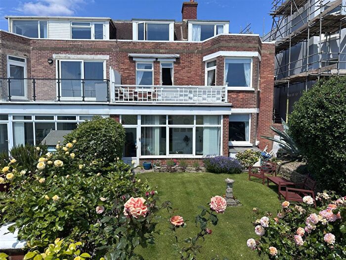 2 Bedroom Flat To Rent In West Parade, Bexhill-On-Sea, TN39
