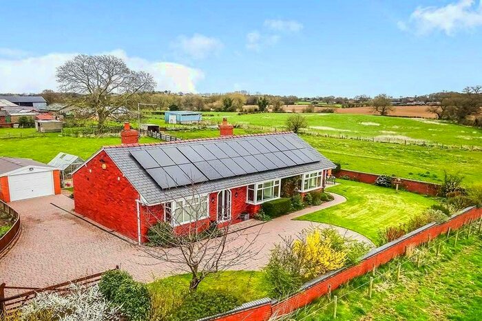 3 Bedroom Bungalow For Sale In Twyford, Oswestry, Shropshire, SY11