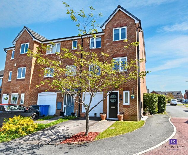 5 Bedroom End Terrace House For Sale In Rushton Close, Burtonwood, WA5