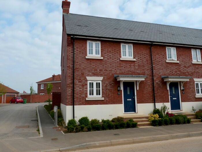 3 Bedroom Semi-Detached House To Rent In Hutchings Way, Yeovil, BA21