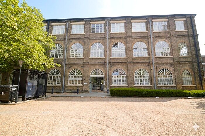 2 Bedroom Flat For Sale In Marlborough Road, London, SE18