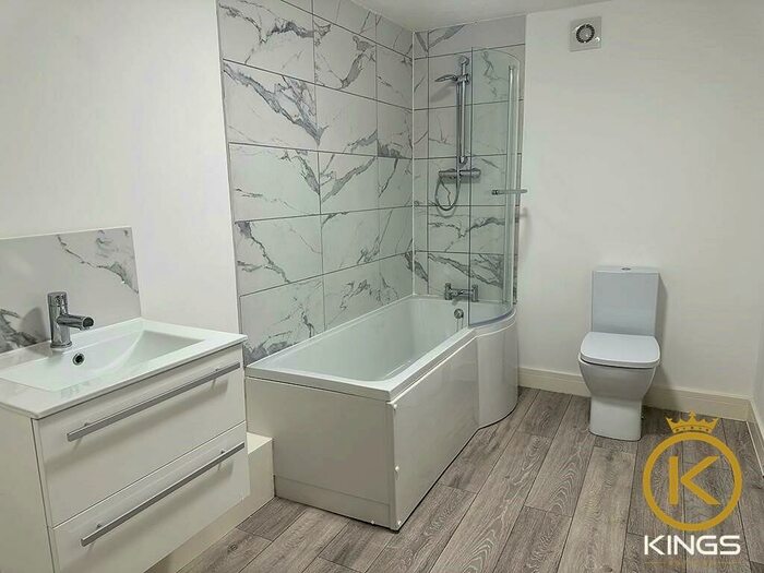 2 Bedroom Apartment To Rent In London Road, Portsmouth, PO2