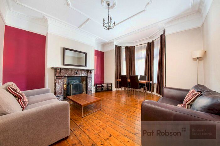 1 Bedroom Flat To Rent In Queens Road Ground Floor, Jesmond, Newcastle Upon Tyne, NE2