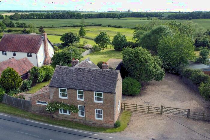 3 Bedroom Detached House To Rent In Great Raveley, PE28