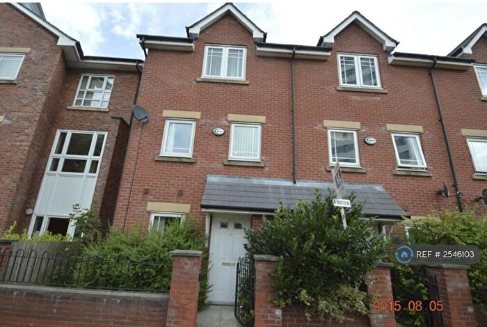 4 Bedroom Terraced House To Rent In Bold Street, Hulme, Manchester, M15