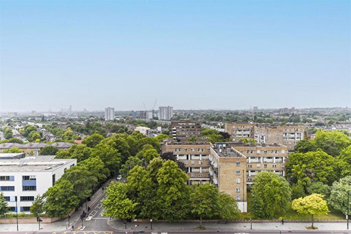 2 Bedroom Flat To Rent In Blair Court, Boundary Road, London, NW8