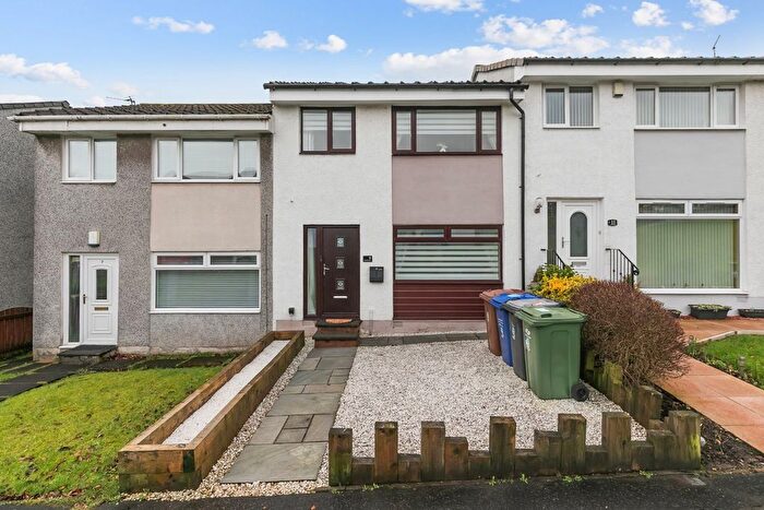 3 Bedroom End Terrace House For Sale In Inverkar Drive, Paisley, Renfrewshire, PA2