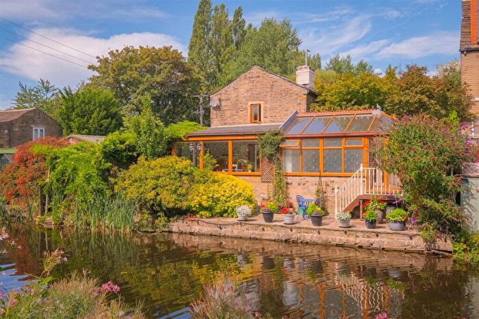 2 Bedroom Detached House For Sale In Park Road, Elland, HX5