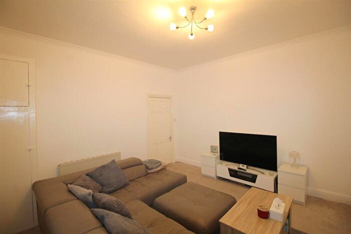 1 Bedroom Flat For Sale In North Promenade, Lytham St. Annes, FY8
