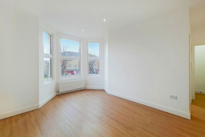 1 Bedroom Flat To Rent In Morland Road, London CR0