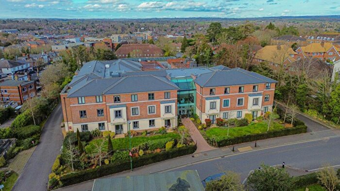 2 Bedroom Flat For Sale In Church Road, Petlands Lodge, RH16