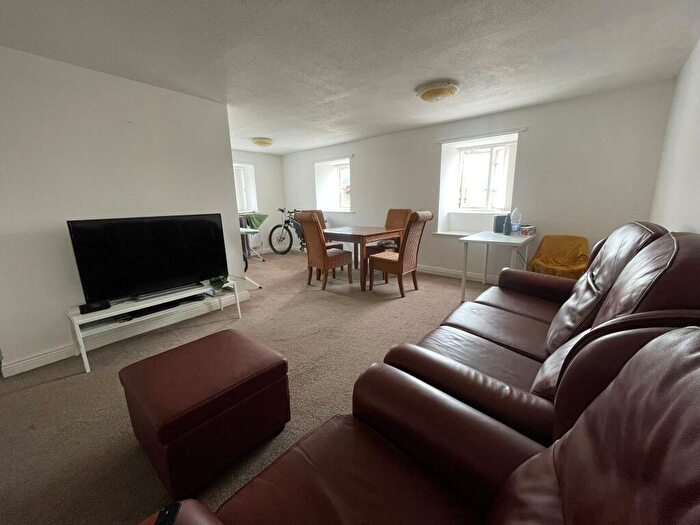 2 Bedroom Flat To Rent In Milk Market, Quayside, Newcastle Upon Tyne, NE1