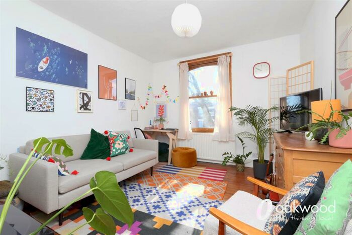 1 Bedroom Flat To Rent In Cazenove Road, Stoke Newington, N16