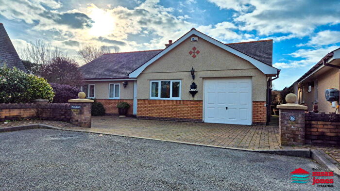 3 Bedroom Detached Bungalow For Sale In Wern Y Wylan, Morfa Nefyn, LL53