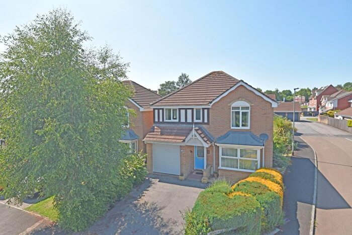 4 Bedroom Detached House For Sale In Hanover Gardens, Cullompton, EX15