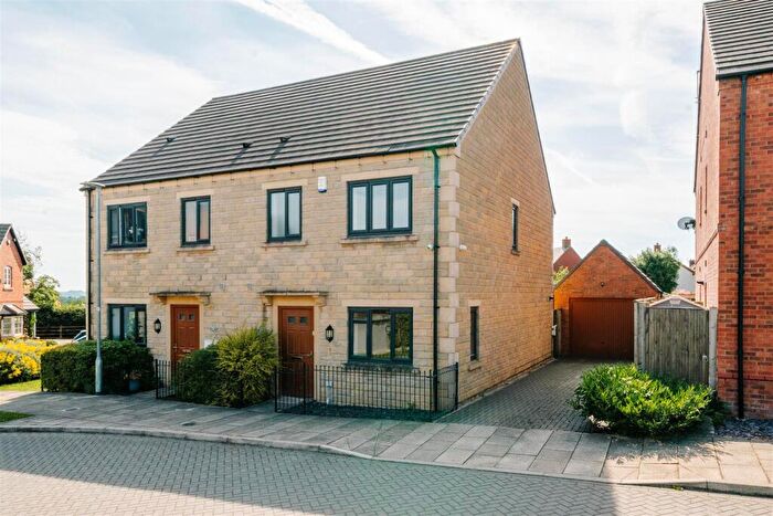 3 Bedroom Semi-Detached House To Rent In Wistanes Green, Wessington, Alfreton, DE55