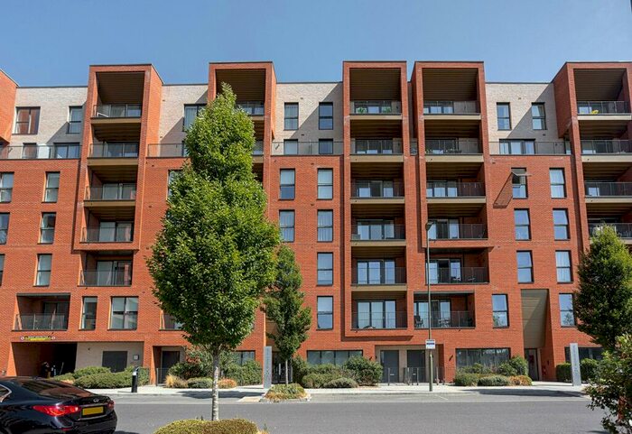 1 Bedroom Apartment For Sale In Lismore Boulevard, Colindale Gardens, Colindale, NW9