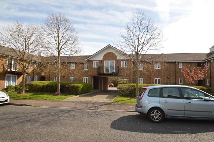 2 Bedroom Apartment To Rent In Armada Way, Chatham, ME4