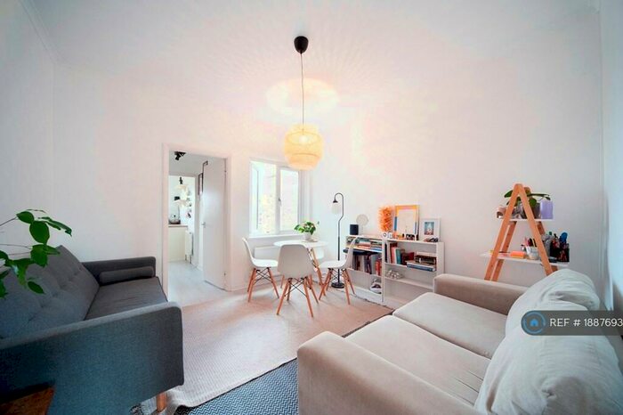 1 Bedroom Flat To Rent In London, London, N8