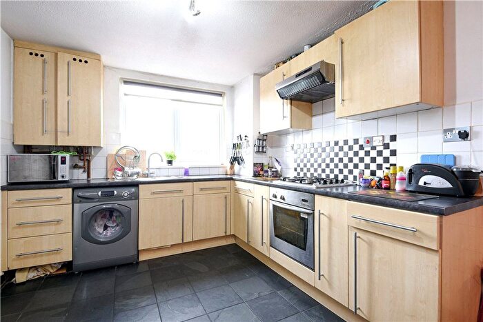 3 Bedroom Property To Rent In Arnold Road, Northolt, UB5