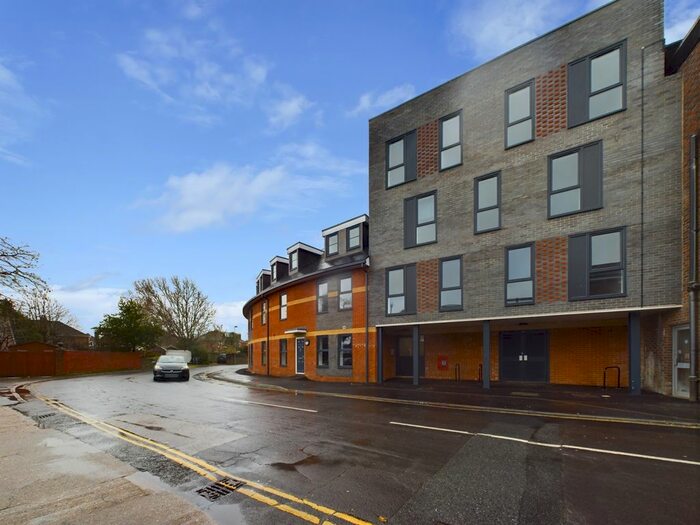 1 Bedroom Flat To Rent In North Street Arcade, Havant, PO9