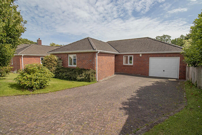 3 Bedroom Detached Bungalow For Sale In Brookfields, Wigton, CA7