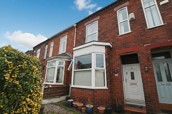 3 Bedroom Terraced House For Sale In Guildford Road, Salford, M6