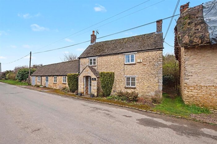 2 Bedroom Detached House For Sale In Church Road, North Leigh, Witney, OX29
