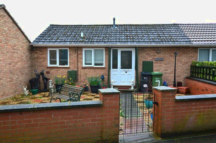 2 Bedroom Bungalow For Sale In Silurian Close, Leominster, HR6