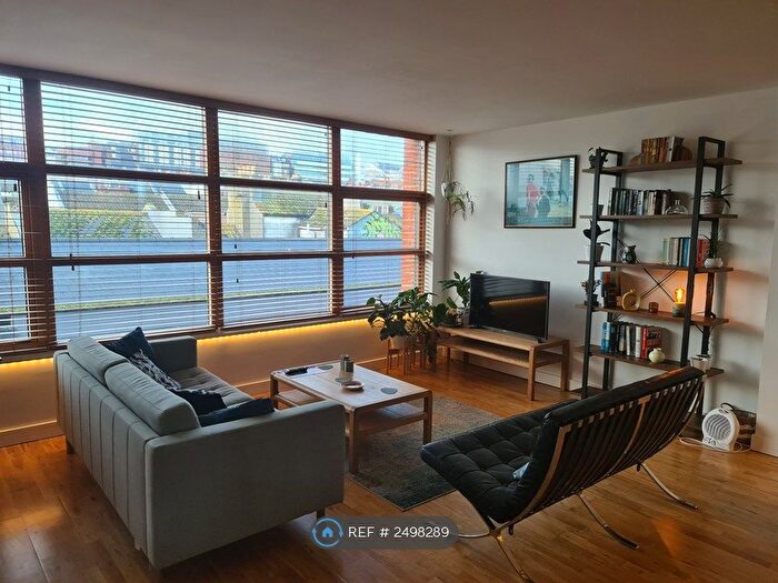 2 Bedroom Flat To Rent In Argus Lofts, Brighton, BN1