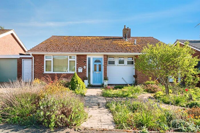 3 Bedroom Semi Detached House For Sale In Lodge Close, Holt, NR25