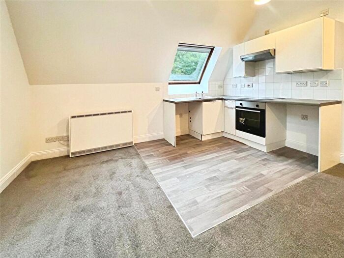 2 Bedroom Flat To Rent In Conway Hall, Conway Mews, Gillingham, Kent, ME7