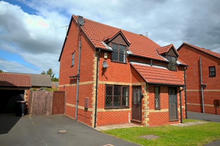 2 Bedroom Semi-Detached House To Rent In St. Bedes Way, Langley Moor, Durham, DH7