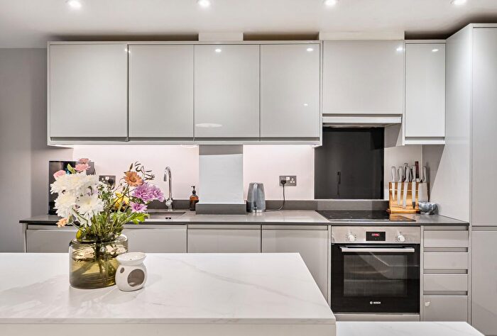 2 Bedroom Flat For Sale In Mill Green Road, Mitcham, CR4