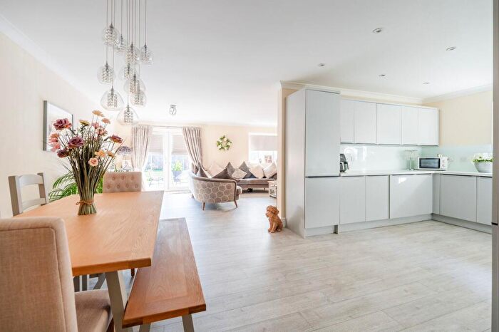 4 Bedroom Detached Bungalow For Sale In Park Road, Spixworth, NR10