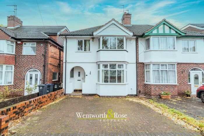 3 Bedroom Semi-Detached House To Rent In Wentworth Park Avenue, Harborne, Birmingham, B17