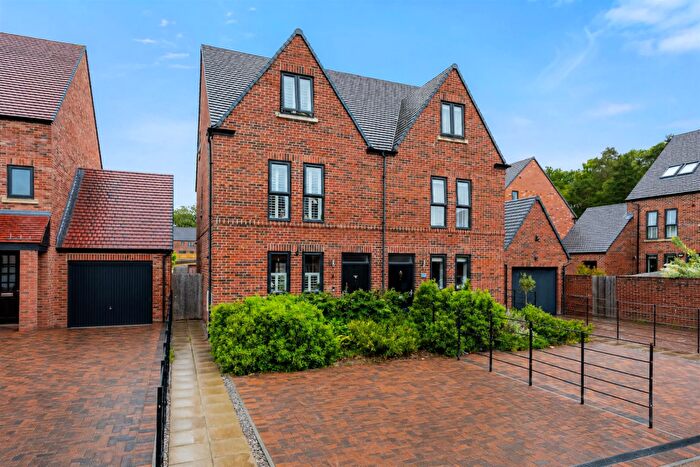3 Bedroom Semi-Detached House For Sale In Marley Crescent, Oakmere, CW8