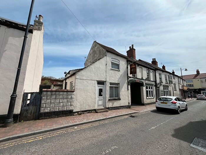 2 Bedroom End Of Terrace House To Rent In George Street, Market Rasen, LN8
