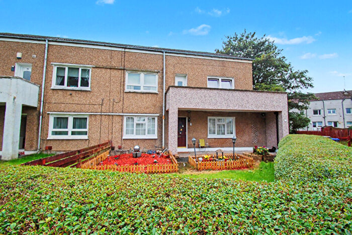 3 Bedroom Flat For Sale In Sandwood Crescent, Penilee, Glasgow, G52