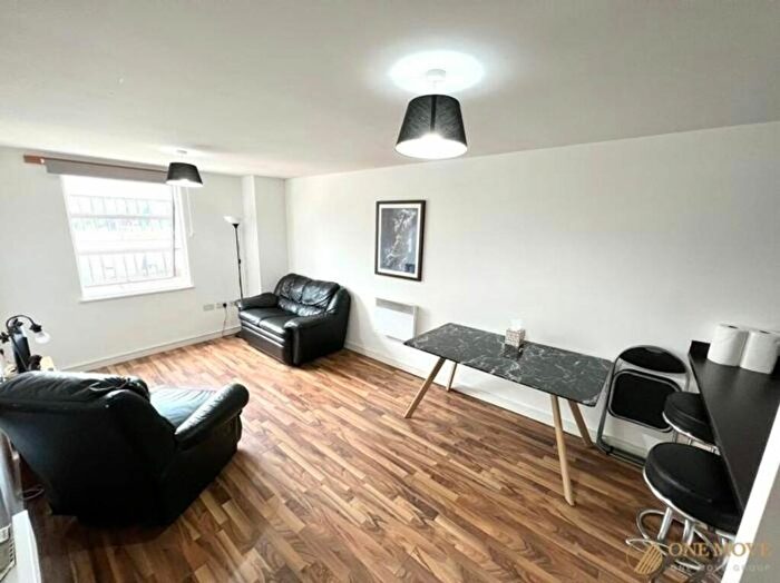 2 Bedroom Flat To Rent In Lower Ormond Street, The Quadrangle, M1
