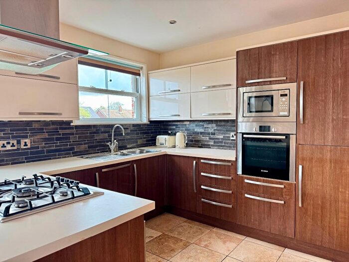 2 Bedroom Flat To Rent In The Broadway, North Shields, NE30